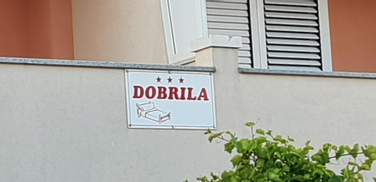 Apartment And Dobrila Jelsa (Hvar)