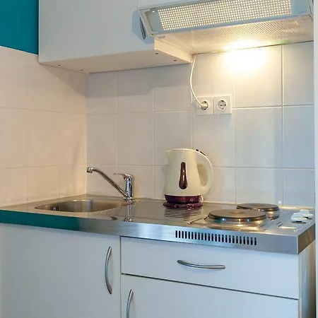 Apartments And Rooms Dobrila Jelsa  Exterior foto