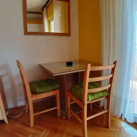 Apartments And Rooms Dobrila Jelsa  Exterior foto